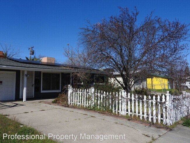 Building Photo - 3 br, 1 bath House - 5813 El Campo Way