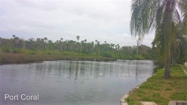 Foto del edificio - 9831 Aquarius Dr