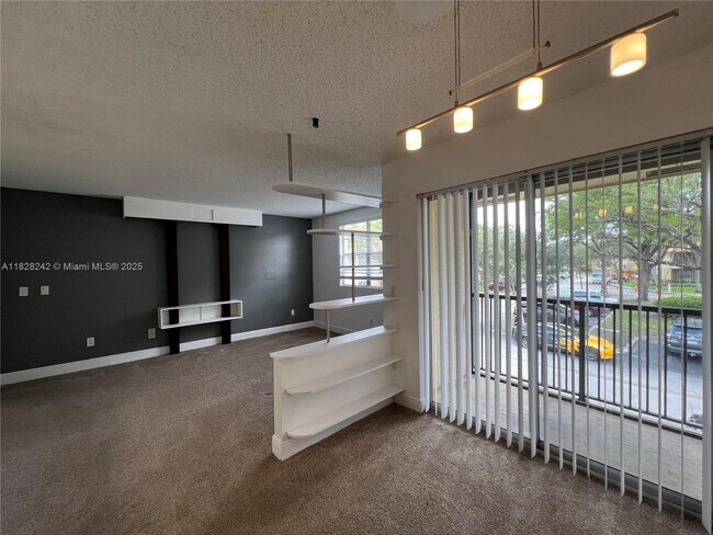 Foto del edificio - 1227 SW 46th Ave