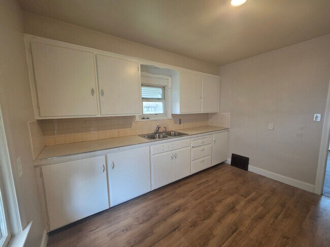 Foto del edificio - 2 Bedroom 1 Bath 44314