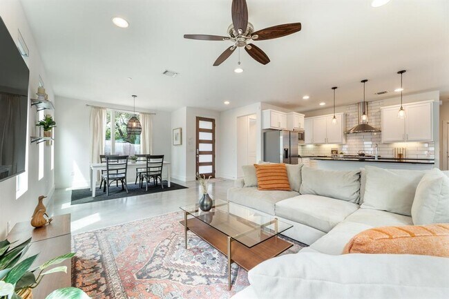 Foto del edificio - 3512 Clawson Rd