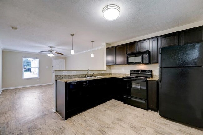 Building Photo - 1222 Heights Blvd