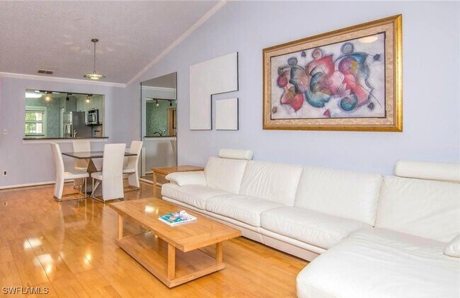 Foto del edificio - 613 Squire Cir