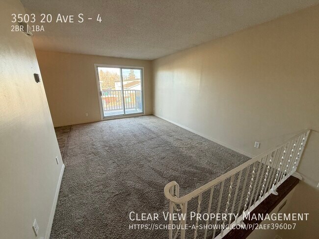 Building Photo - Just Renovated! 2 Bedroom South Side Condo – Great Location!