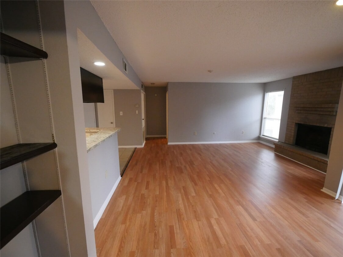 Primary Photo - 260 El Dorado Blvd