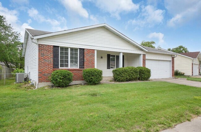 Building Photo - Upgraded 3-Bedroom Home in North County Florissant – Spacious, Convenient, Move-In Ready