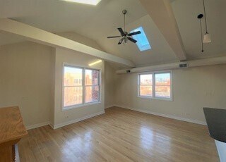 Building Photo - 2325 W Harrison St