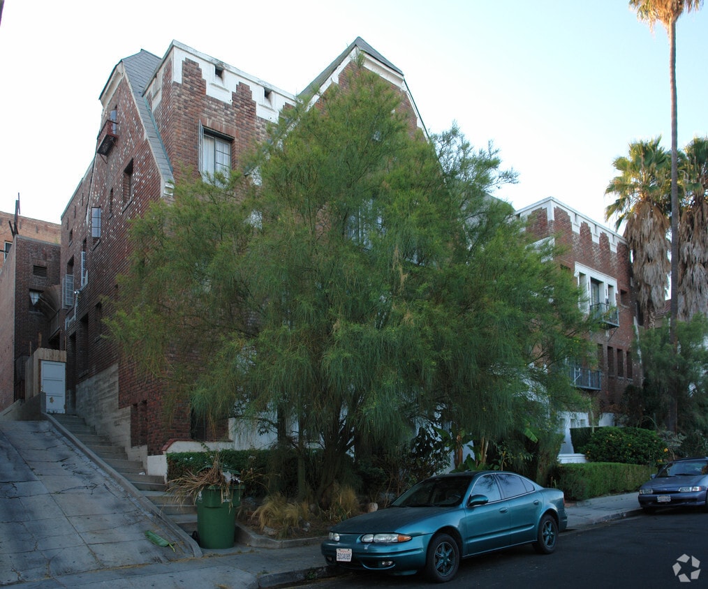 Building Photo - 200 N Edgemont St