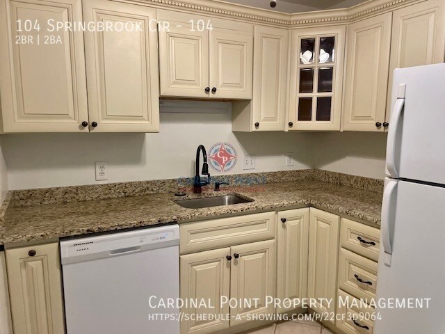 Foto del edificio - 104 Springbrook Cir