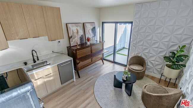 Foto del edificio - 22454 Dolorosa St