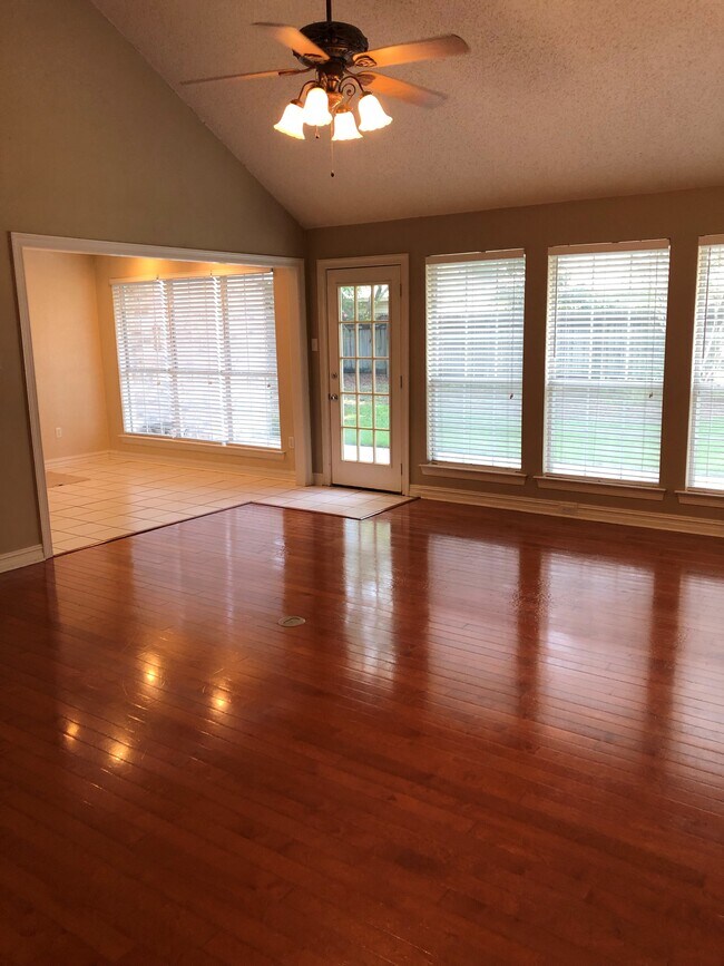 1225 Sycamore Pl, Mandeville, LA 70448 House Rental in Mandeville, LA