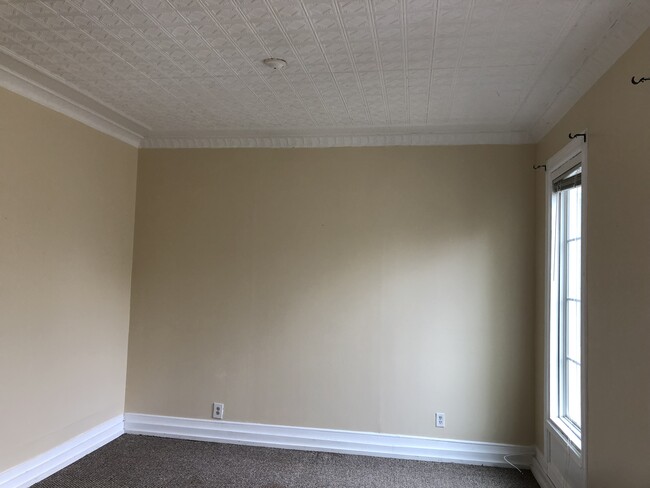 Foto del edificio - 14 McElwain Ave