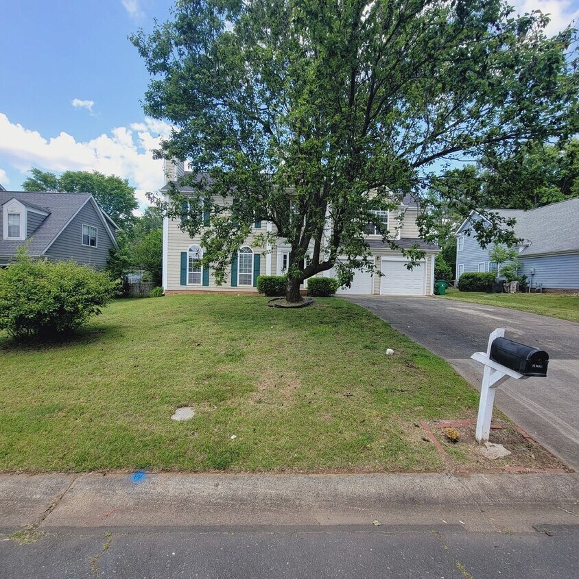Foto principal - Steel Creek Area! Traditional 4BR/2.5BR Ho...