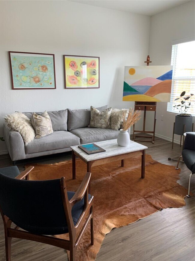 Foto del edificio - 10821 Hammond St