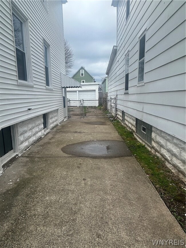 Foto del edificio - 411 Cambridge Ave