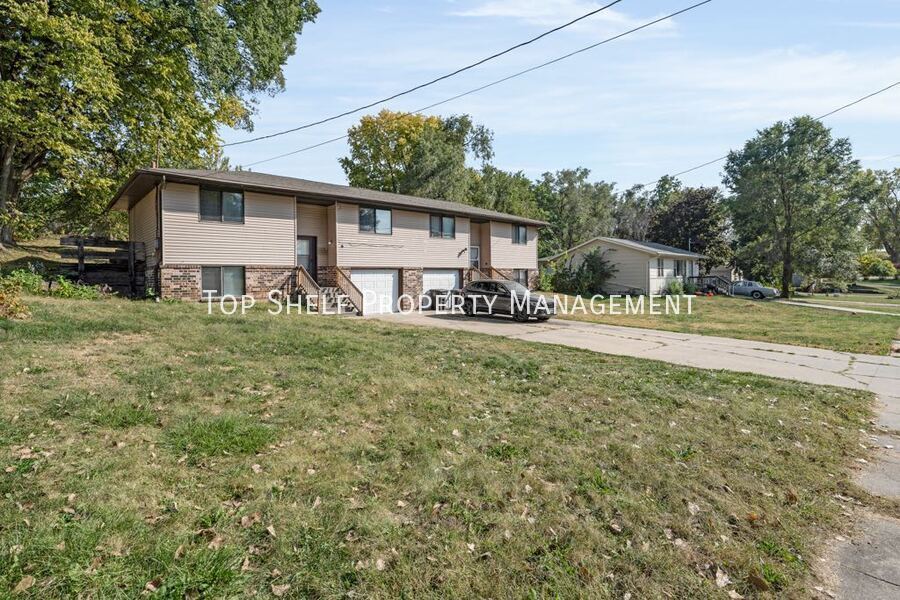 Foto principal - 1237 E 35th Ct