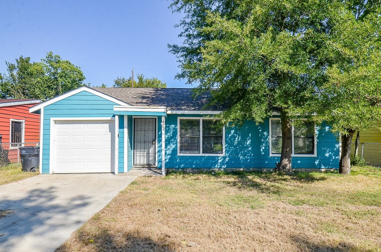 Foto principal - 5405 Southlea St