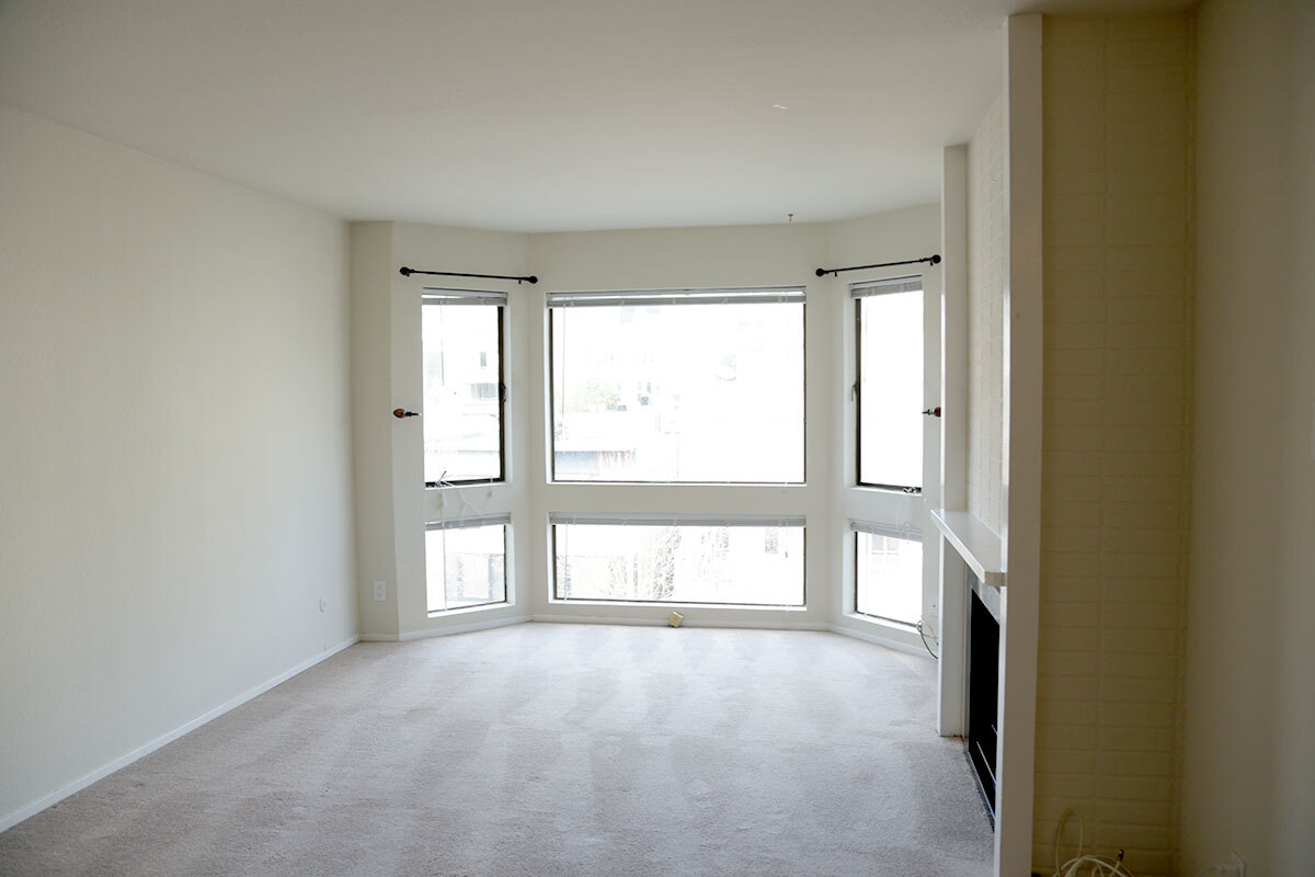 Living room - 1915 California St