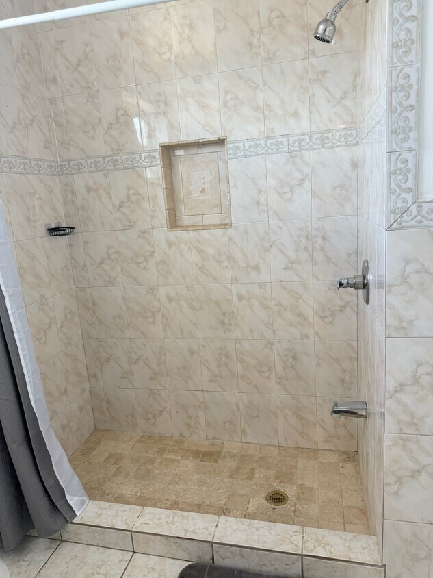 Foto del edificio - 3040 NW 21st Ct
