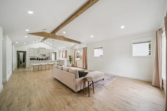Building Photo - 310 N Rosedale Ave