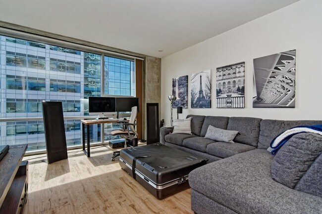 Foto del edificio - 321 Tenth Ave