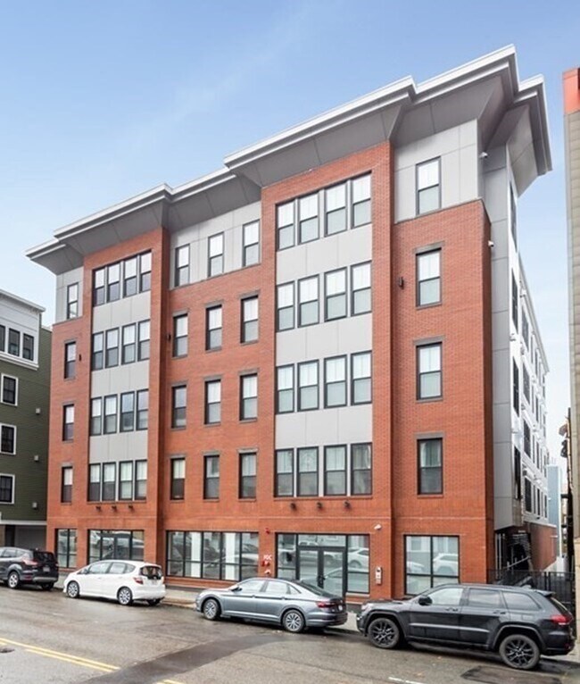 Building Photo - 45 L St