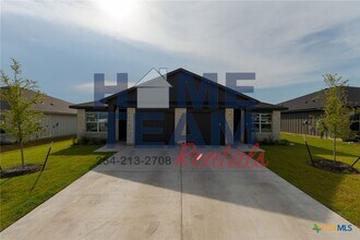 Building Photo - 911 Cherry Laurel Ln