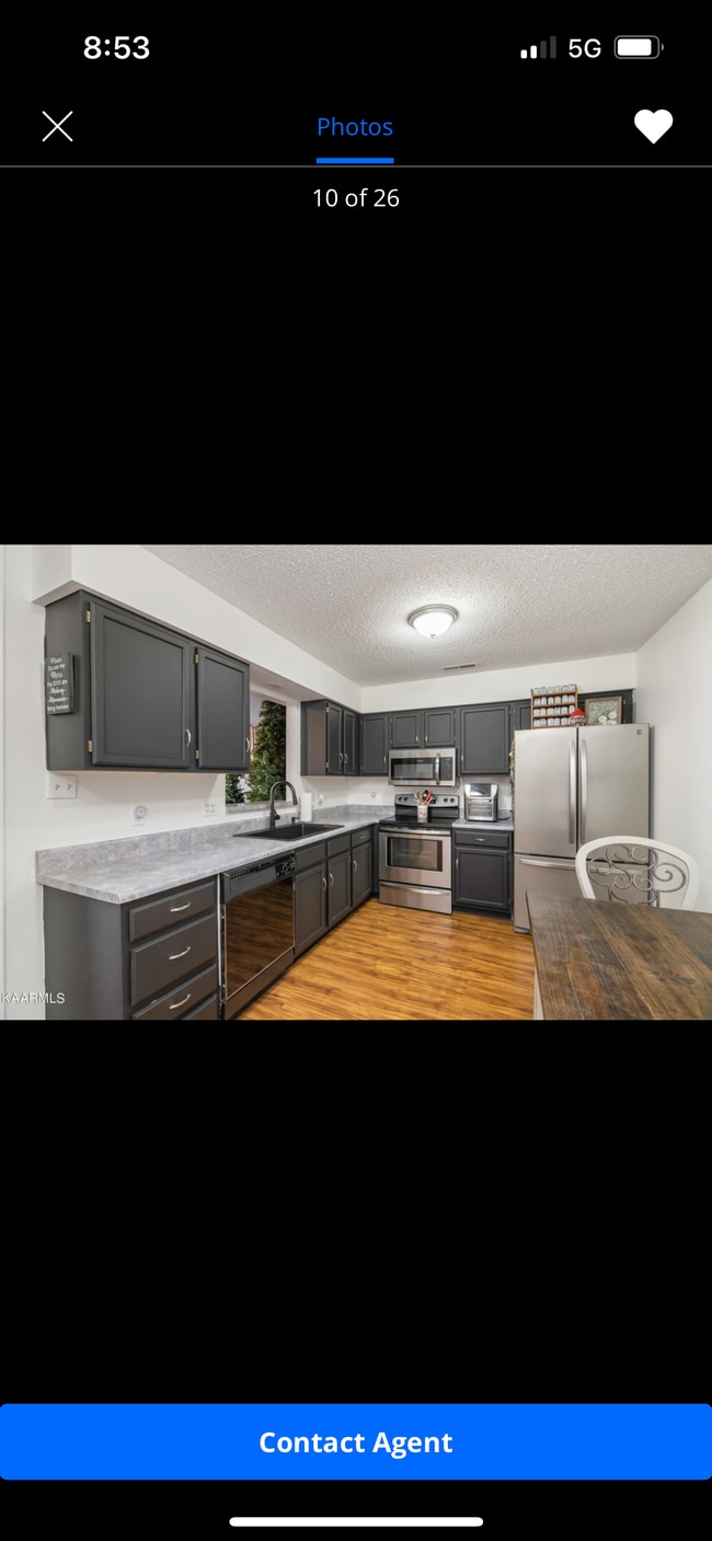 ***dishwasher upgraded since this photo*** - 7904 Cavanaugh Way