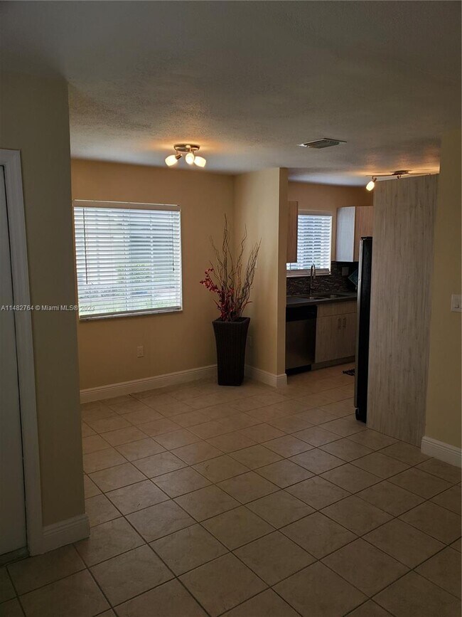 Foto del edificio - 18676 SW 100th Ave