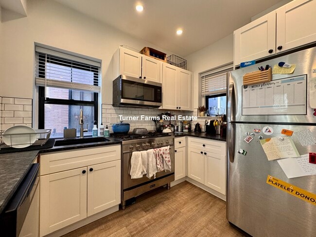 Foto del edificio - 1510 Tremont St