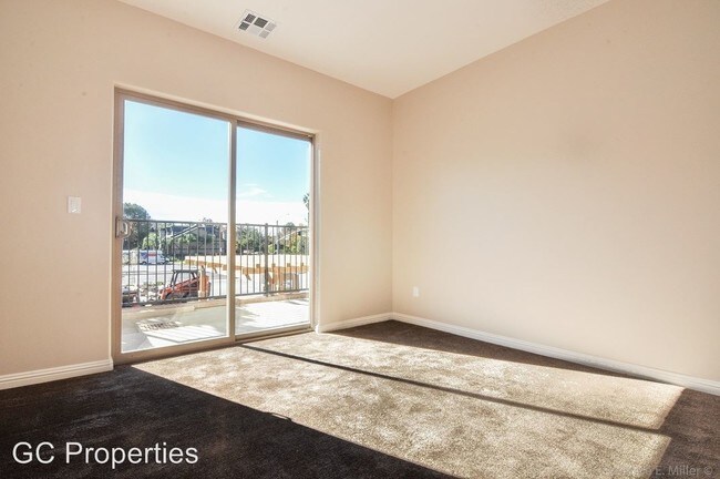 Foto del edificio - 2202 Alpine Blvd