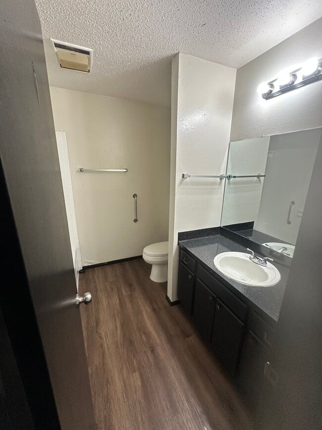 Foto del edificio - Cara Manor