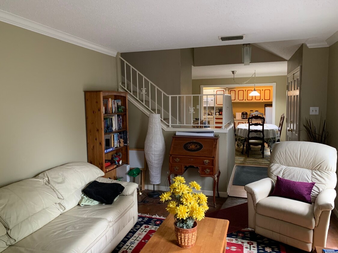 Foto principal - 2118 Flat Creek Dr