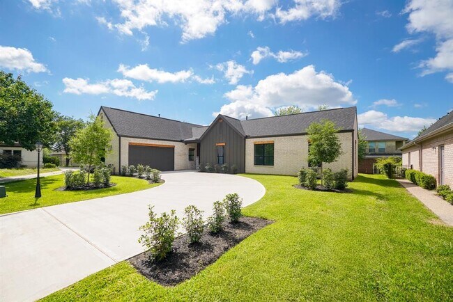 Foto del edificio - 32 Englewood Ct