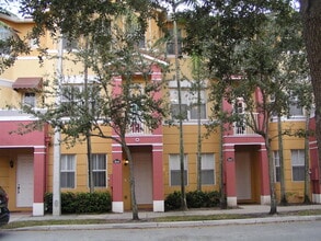 Building Photo - 3514 Shoma Dr