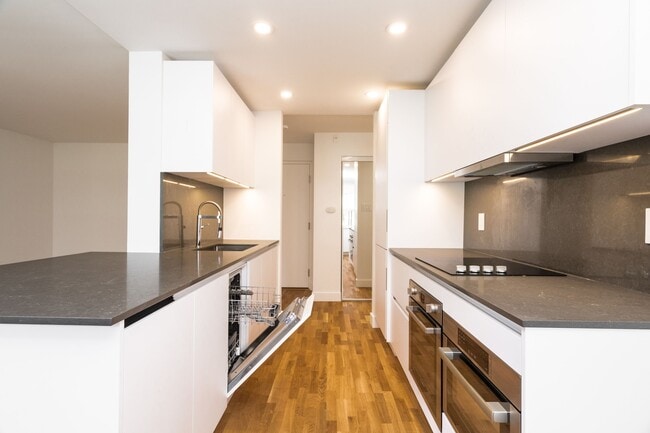 Building Photo - 56 Eccleston Drive