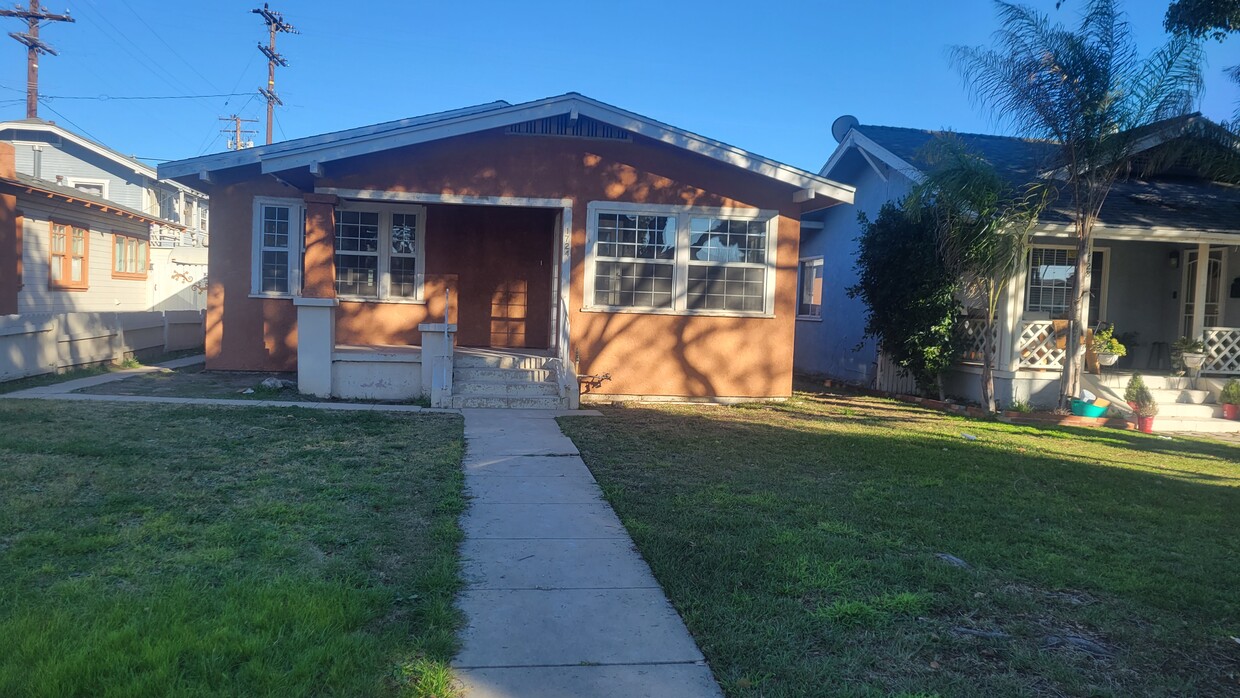 Primary Photo - 1724 Andreo Ave