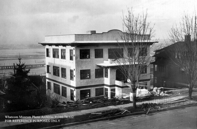 Turner Terrace Apartments in 1923 - 621 North Forest Street