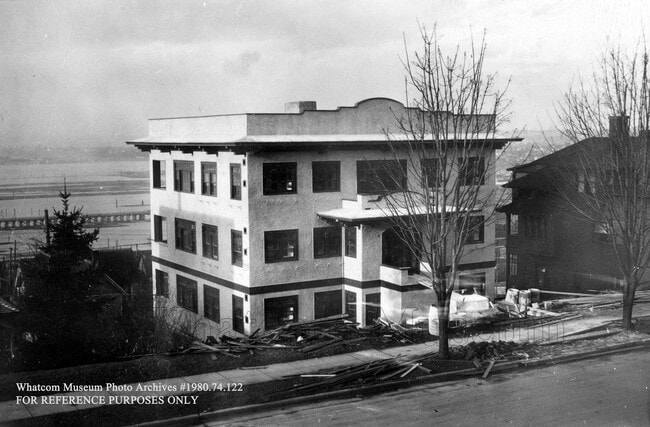 Turner Terrace Apartments in 1923 - 621 North Forest Street