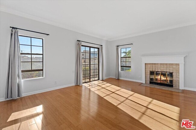 Foto del edificio - 11827 Goshen Ave