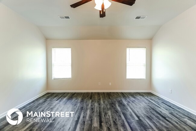 Building Photo - 281 Hillcrest Dr