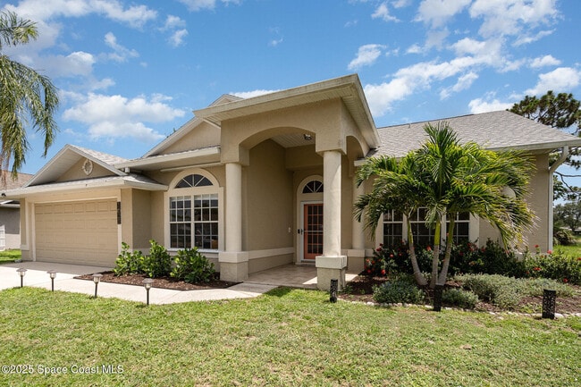 Building Photo - 3623 Egret Dr