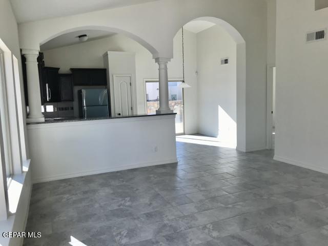 Building Photo - 809 Chillington Rd