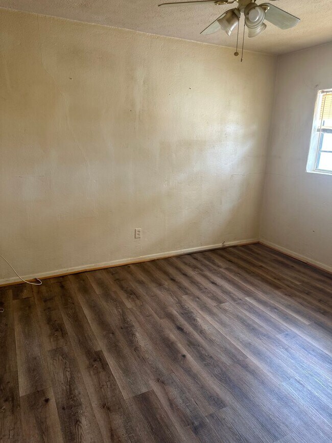 Foto del edificio - 5719 Cherry St