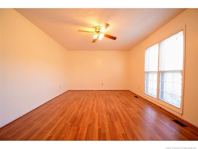 Building Photo - 739 Ashbrook Rd