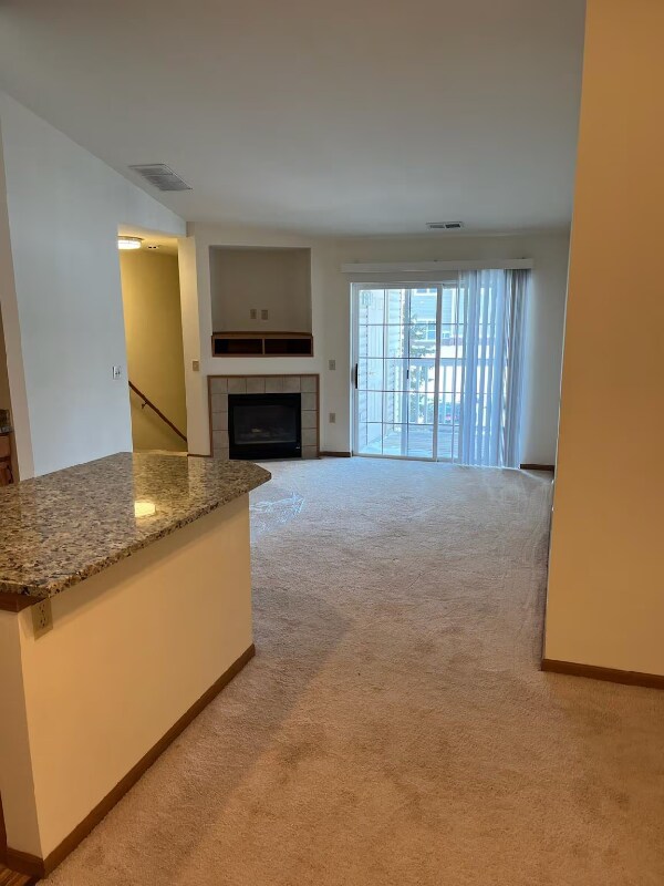 Foto del edificio - 360 Prairie Oaks Dr