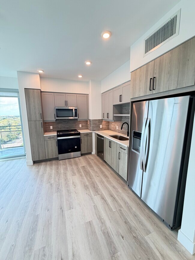 Foto del edificio - 41 NW 31st St