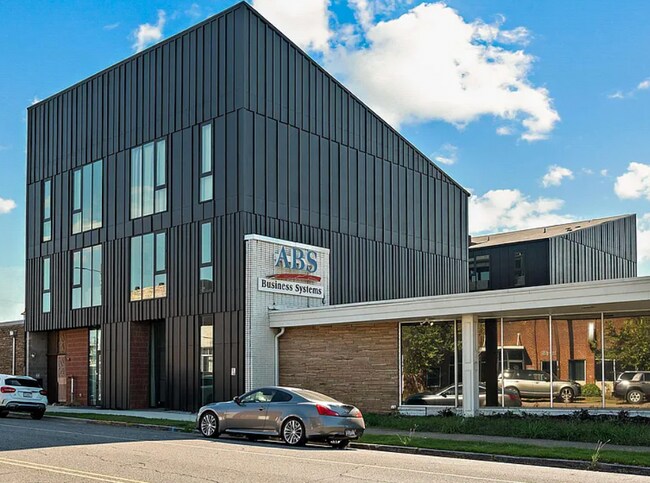 Foto del edificio - 2323 2nd Ave S