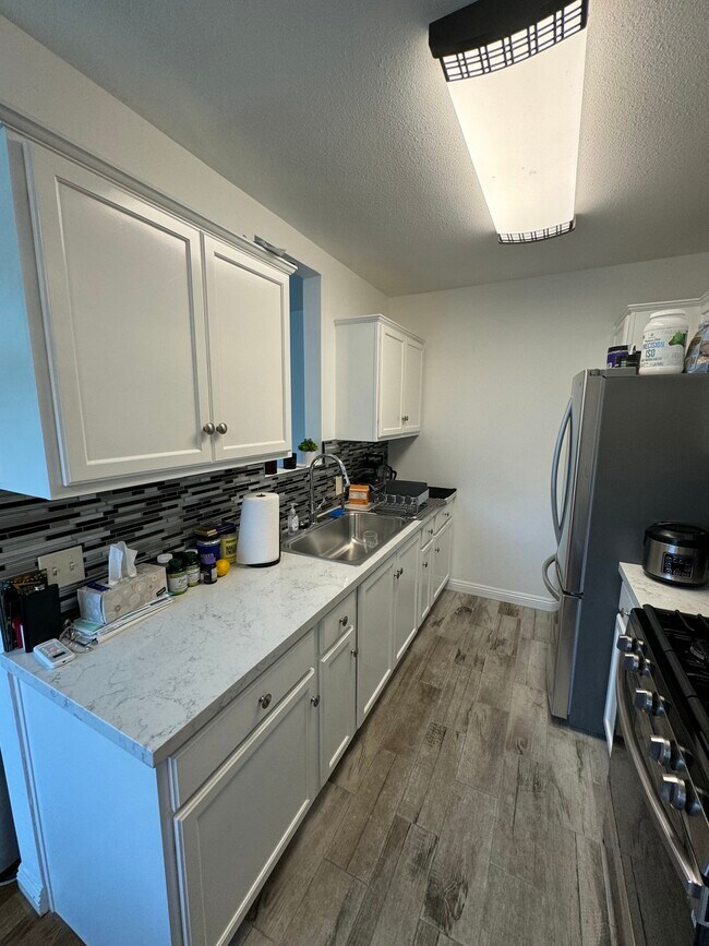 Building Photo - 1101 E Ocean Blvd