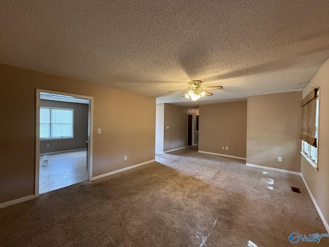 Building Photo - 1908 Catchings Dr NW